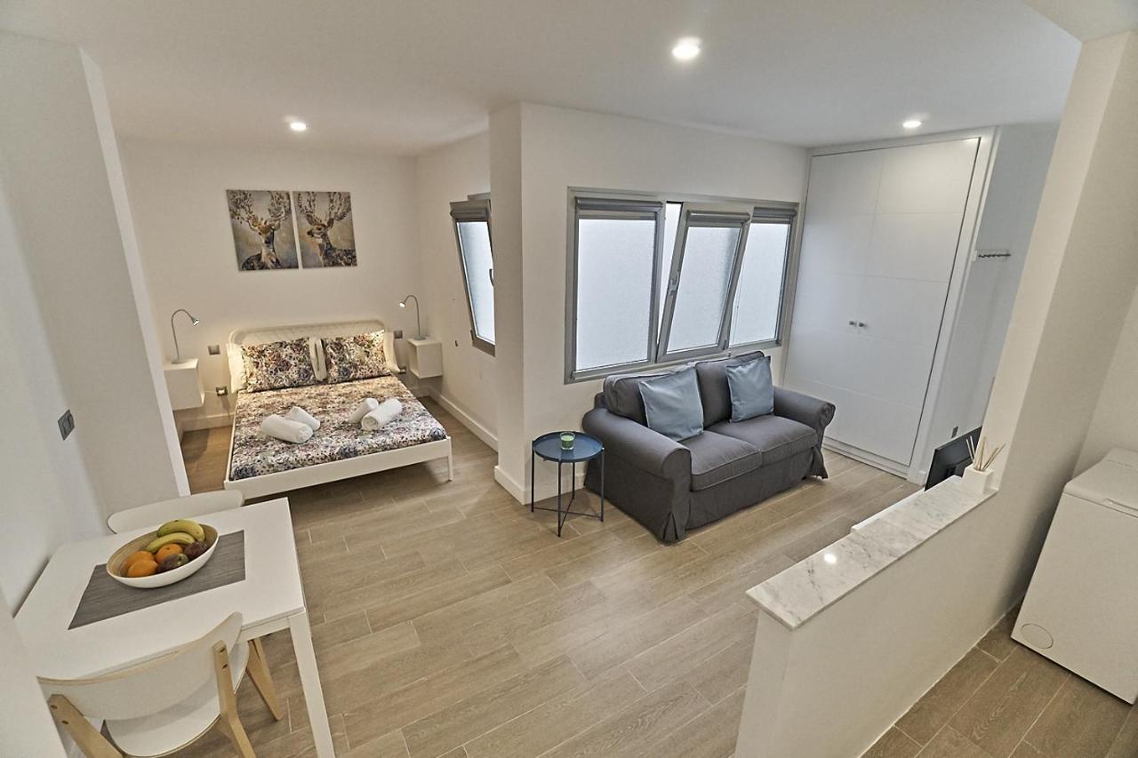 Malibú Canteras Studio 8 - Playa, WiFi, SmartTV, AC Las Palmas de Gran Canaria Exterior foto